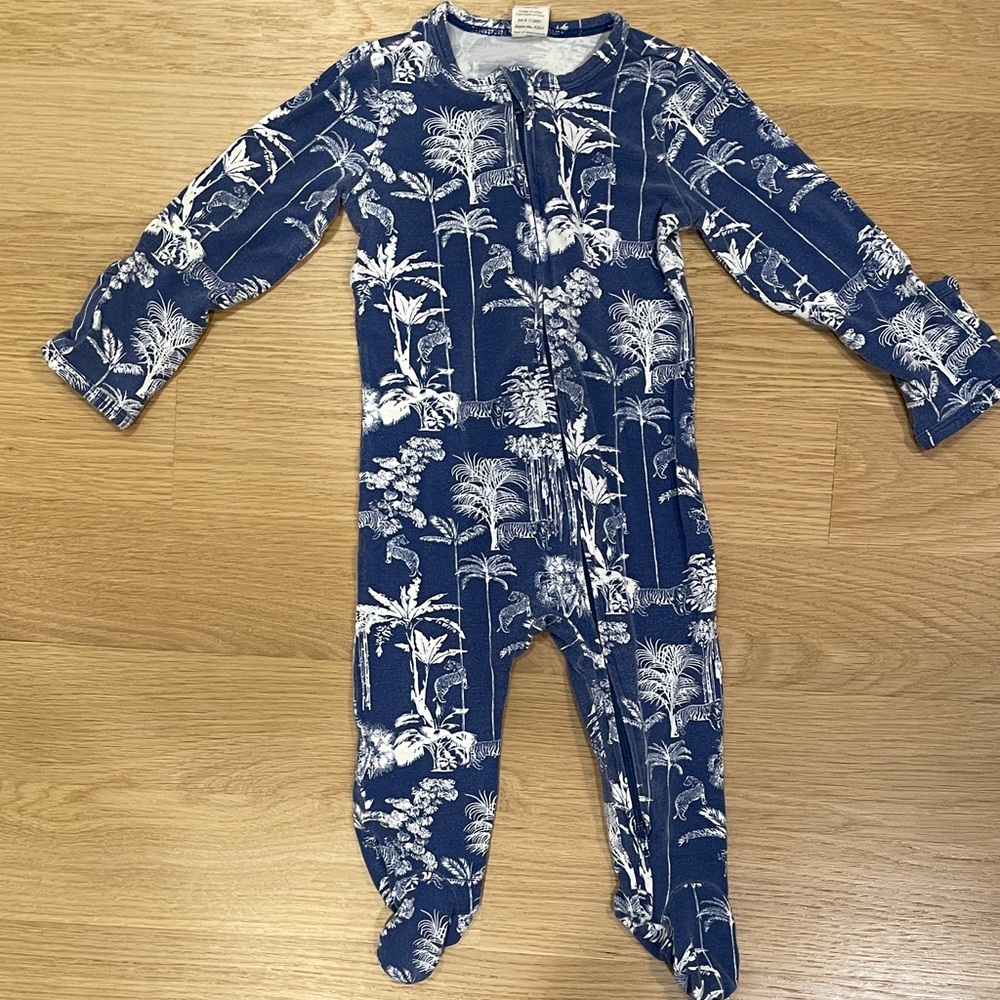 Kate Quinn bamboo 2 way zipper footie